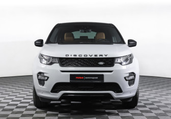 Подержанный автомобиль Land Rover Discovery Sport 2015 года (2 фото)