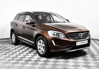 Подержанный автомобиль Volvo XC60 2015 года (3 фото)