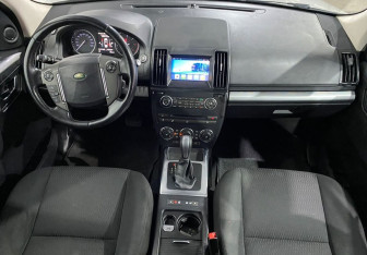 Подержанный автомобиль Land Rover Freelander 2013 года (11 фото)