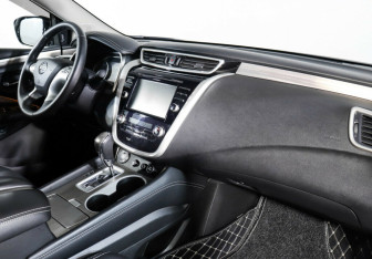 Подержанный автомобиль Nissan Murano Suv 2021 года (8 фото)