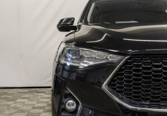 Подержанный автомобиль Haval F7 2021 года (17 фото)