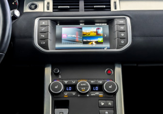 Подержанный автомобиль Land Rover Range Rover Evoque 2017 года (15 фото)