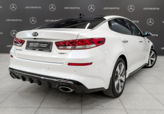 Подержанный автомобиль Kia Optima Sedan 2018 года (5 фото)