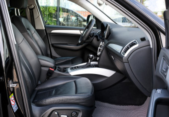 Подержанный автомобиль Audi Q5 2015 года (11 фото)