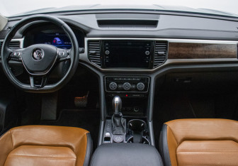 Подержанный автомобиль Volkswagen Teramont 2019 года (14 фото)