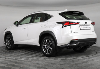 Подержанный автомобиль Lexus NX 2018 года (7 фото)