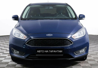 Подержанный автомобиль Ford Focus Hatchback 2016 года (2 фото)