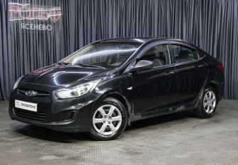 Подержанный автомобиль Hyundai Solaris Sedan 2012 года (1 фото)