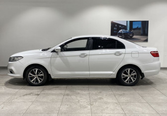 Подержанный автомобиль Lifan Solano 2016 года (8 фото)