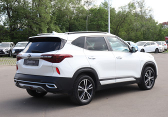 Подержанный автомобиль Kia Seltos 2020 года (5 фото)