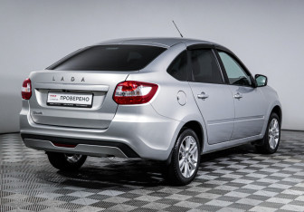 Подержанный автомобиль LADA (ВАЗ) Granta Liftback 2022 года (5 фото)