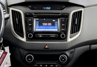 Подержанный автомобиль Hyundai Creta 2016 года (15 фото)