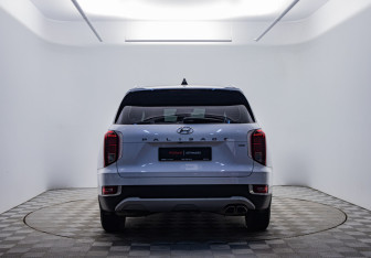 Подержанный автомобиль Hyundai Palisade 2019 года (6 фото)