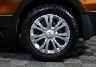 Подержанный автомобиль Suzuki SX4 Hatchback 2017 года (5 фото)