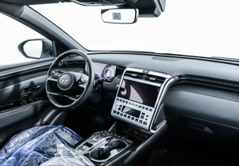 Подержанный автомобиль Hyundai Tucson 2022 года (11 фото)