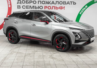 Подержанный автомобиль Omoda C5 2023 года (3 фото)