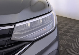 Подержанный автомобиль Volkswagen Tiguan 2021 года (17 фото)