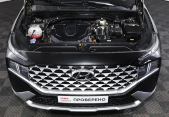 Подержанный автомобиль Hyundai Santa Fe 2021 года (9 фото)