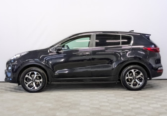 Подержанный автомобиль Kia Sportage 2021 года (8 фото)
