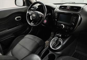 Подержанный автомобиль Kia Soul 2017 года (10 фото)