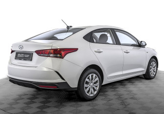 Подержанный автомобиль Hyundai Solaris Sedan 2021 года (5 фото)