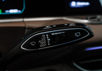 Подержанный автомобиль Voyah Free 2022 года (17 фото)