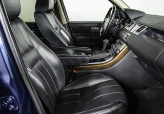 Подержанный автомобиль Land Rover Range Rover Sport 2010 года (10 фото)