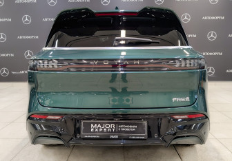 Подержанный автомобиль Voyah Free 2024 года (6 фото)