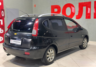 Подержанный автомобиль Chevrolet Rezzo 2007 года (6 фото)