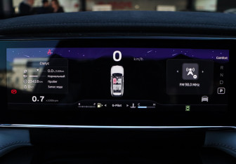 Подержанный автомобиль Geely Atlas 2024 года (22 фото)