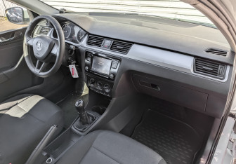 Подержанный автомобиль Skoda Rapid Liftback 2019 года (11 фото)