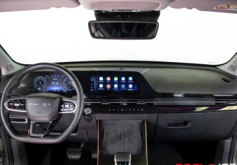 Подержанный автомобиль Omoda C5 2023 года (12 фото)