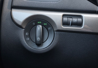 Подержанный автомобиль Skoda Yeti 2014 года (17 фото)