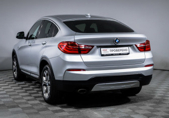 Подержанный автомобиль BMW X4 2018 года (7 фото)