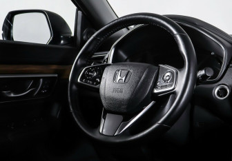 Подержанный автомобиль Honda CR-V 2019 года (14 фото)