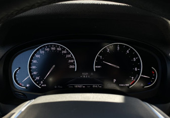 Подержанный автомобиль BMW X4 2019 года (29 фото)