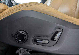 Подержанный автомобиль Volvo XC60 2018 года (20 фото)