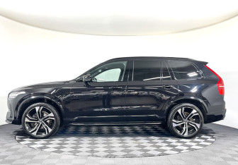 Подержанный автомобиль Volvo XC90 2019 года (62 фото)