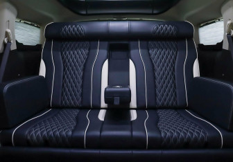 Подержанный автомобиль Kia Carnival 2022 года (21 фото)