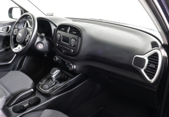 Подержанный автомобиль Kia Soul 2020 года (8 фото)