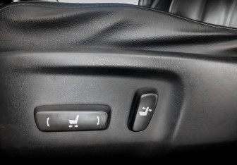 Подержанный автомобиль Toyota Hilux 2016 года (21 фото)