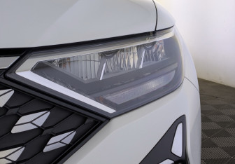 Подержанный автомобиль Jetta VS5 2023 года (17 фото)