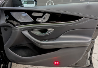 Подержанный автомобиль Mercedes-Benz AMG GT Liftback 2021 года (25 фото)
