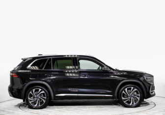 Подержанный автомобиль Geely Monjaro 2023 года (4 фото)