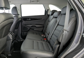 Подержанный автомобиль Kia Sorento 2019 года (11 фото)