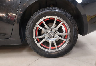 Подержанный автомобиль Chevrolet Cruze Hatchback 2012 года (9 фото)