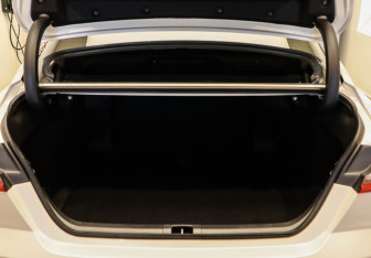 Подержанный автомобиль Toyota Camry Sedan 2024 года (22 фото)