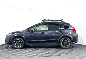 Подержанный автомобиль Subaru XV 2014 года (8 фото)