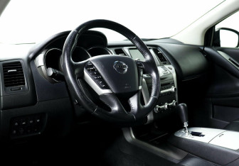 Подержанный автомобиль Nissan Murano Suv 2012 года (11 фото)