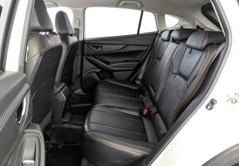 Подержанный автомобиль Subaru XV 2018 года (18 фото)